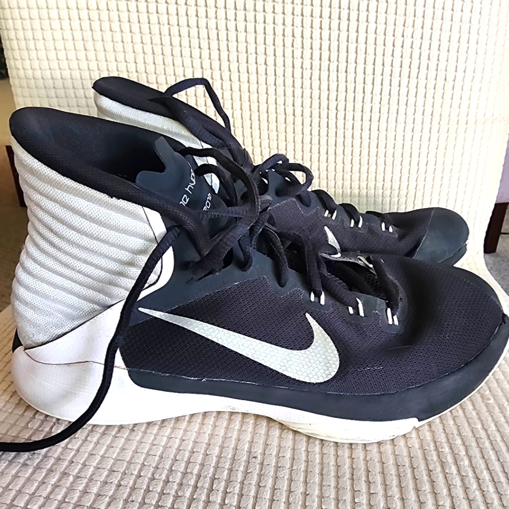 Nike 2016 prime hype womens basketball shoes